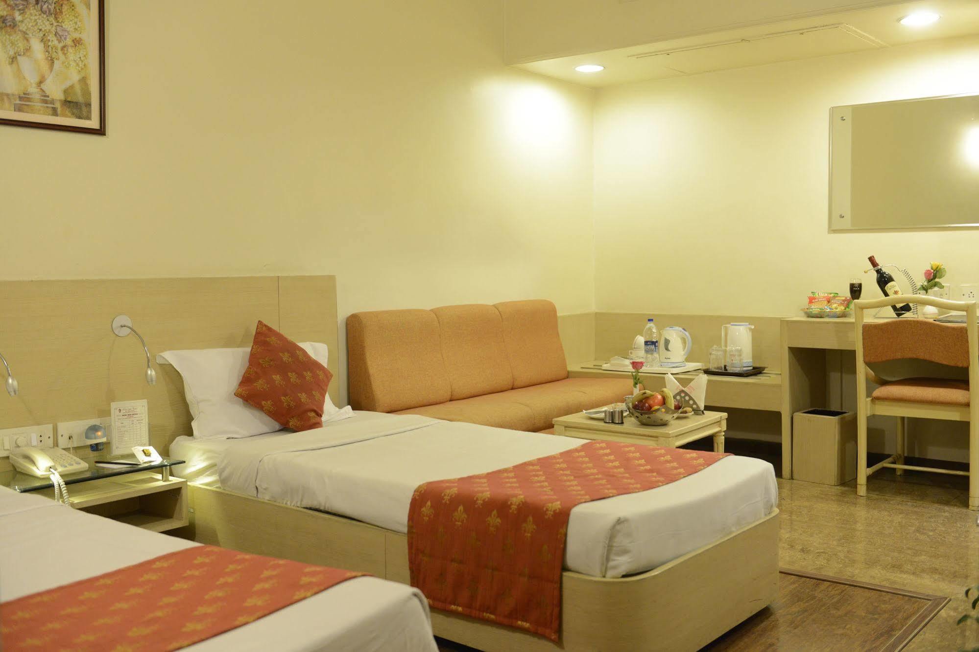 Hotel Amer Palace Bhopal Luaran gambar