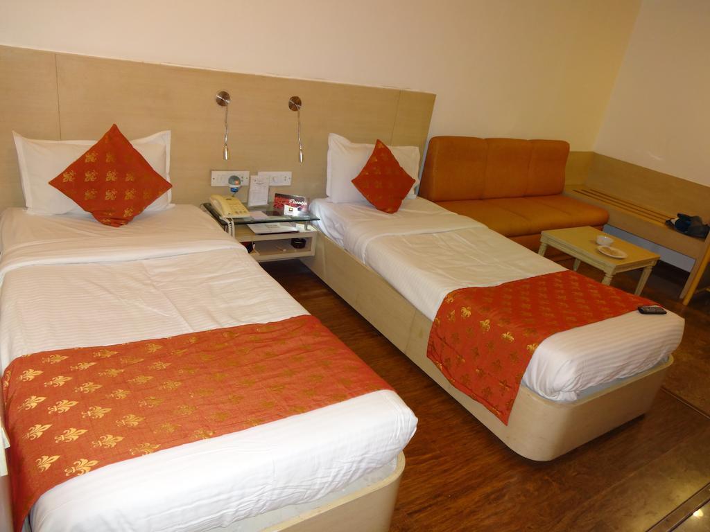Hotel Amer Palace Bhopal Luaran gambar